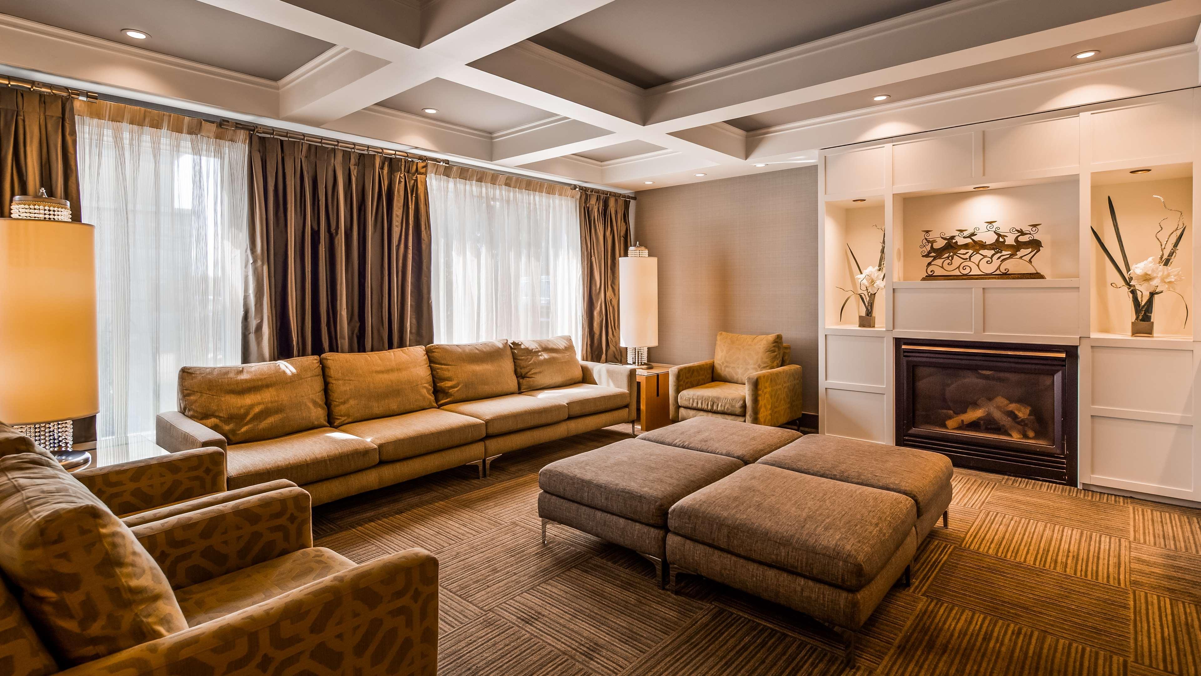 Western Premier Aristocrate Hotel