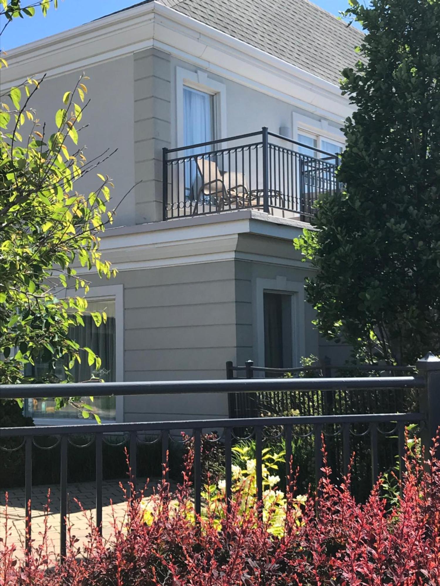 Western Premier Aristocrate Quebec City